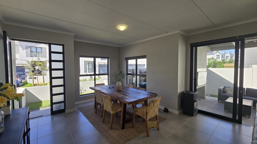 3 Bedroom Property for Sale in Groot Phesantekraal Estate Western Cape